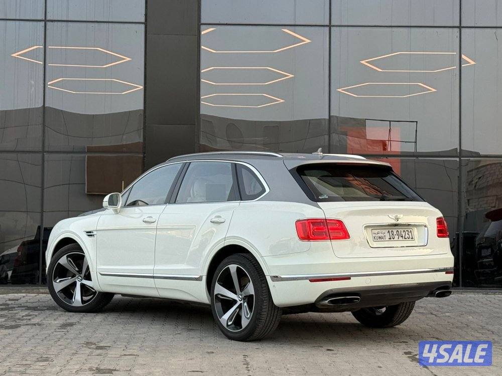 BENTLEY BENTAYGA 12V _2017صبغ الوكالة5