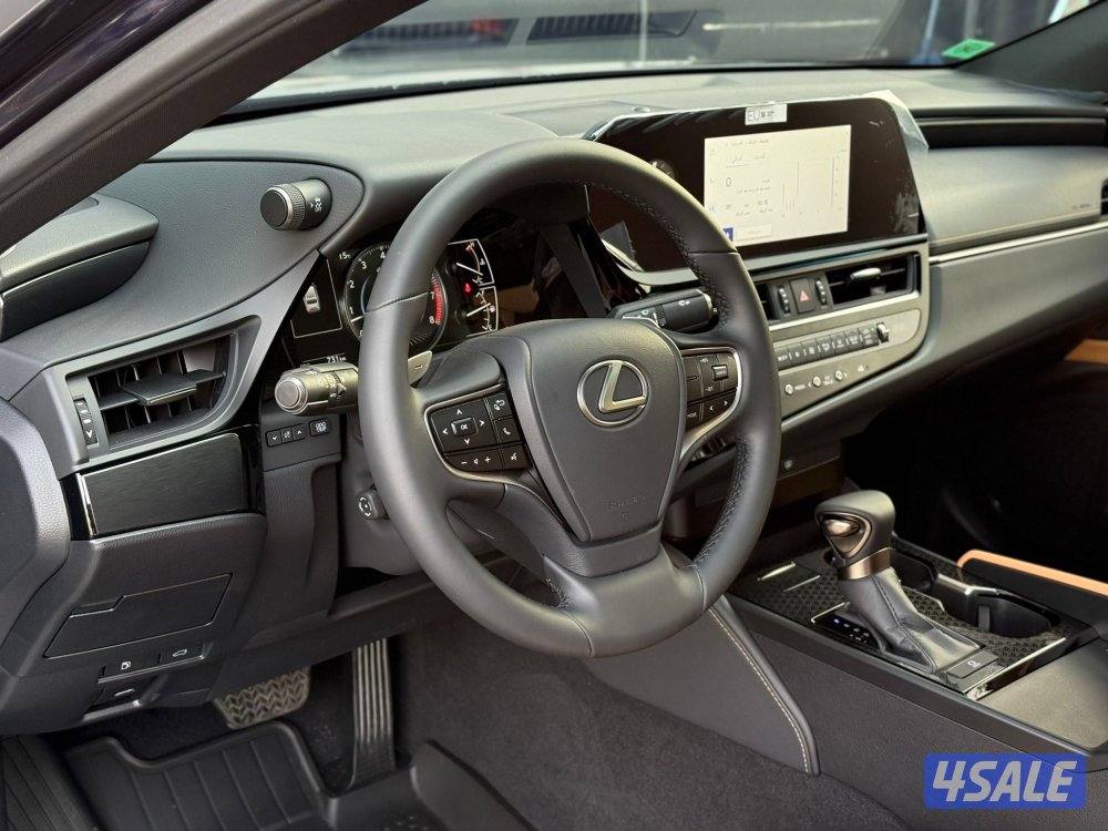 LEXUS ES350 _ 2025 شبه اصفار6