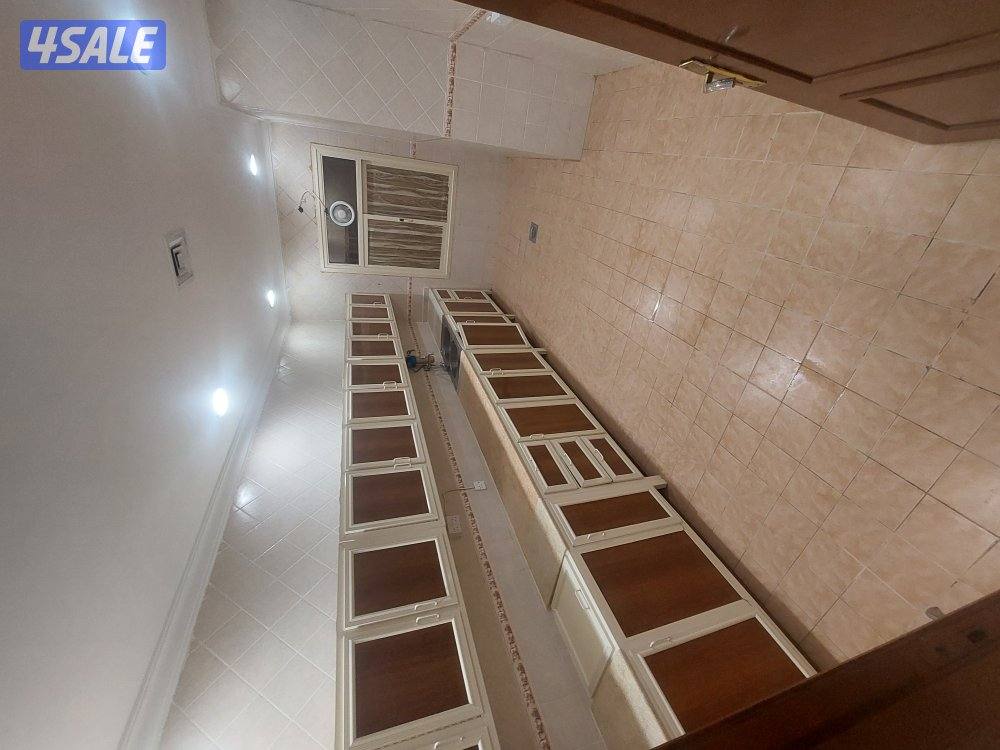 للايجار شقه في فهد الاحمد 3 غرف صاله مطبخ مساحات واسعه جدا2