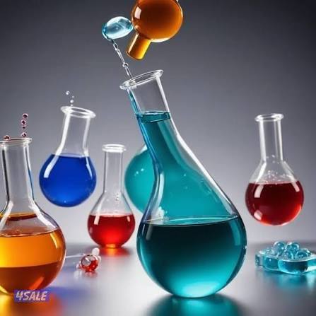 معلمة كيمياء8