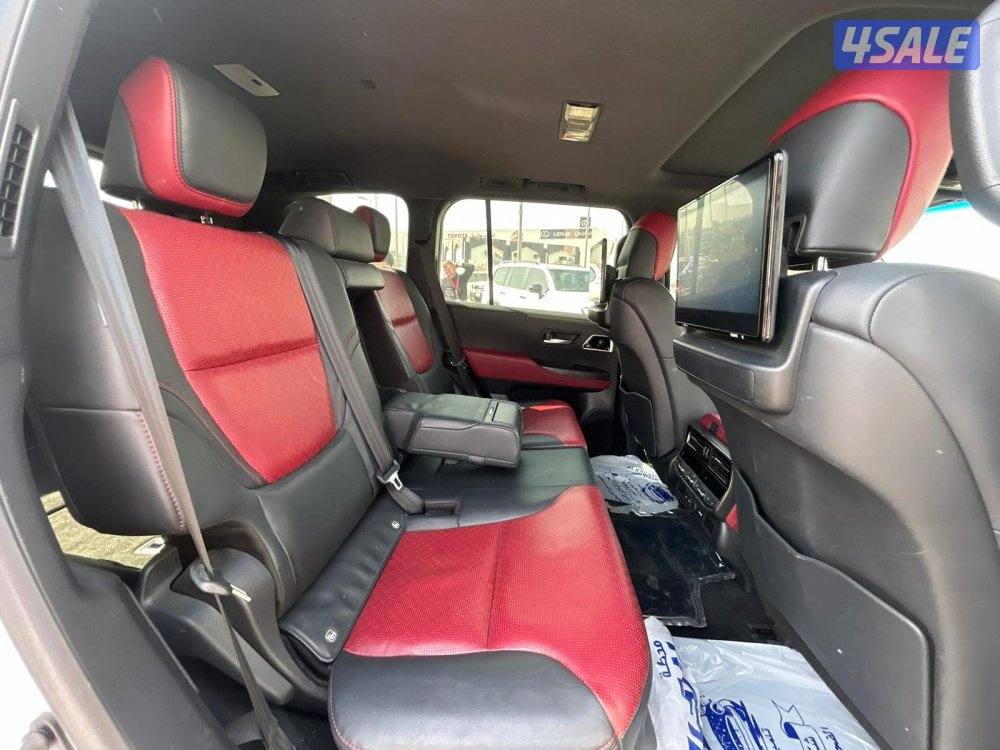 لاند كروزر GR .SPORT   twin turbo .V6 موديل 2022 ماشى 121.000 k.m4