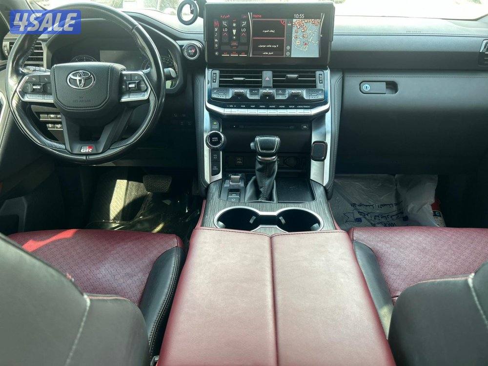 لاند كروزر GR .SPORT   twin turbo .V6 موديل 2022 ماشى 121.000 k.m6
