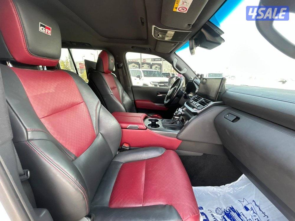 لاند كروزر GR .SPORT   twin turbo .V6 موديل 2022 ماشى 121.000 k.m5