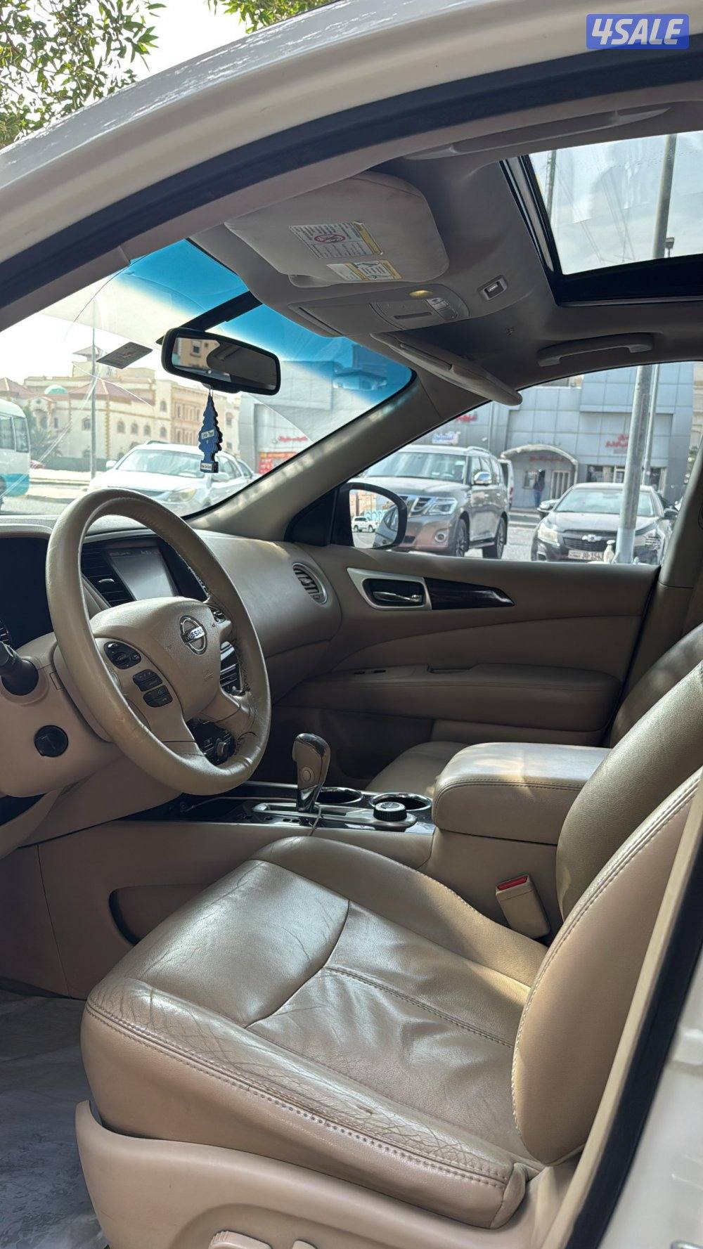 للبيع نيسان باثفندر موديل 20143