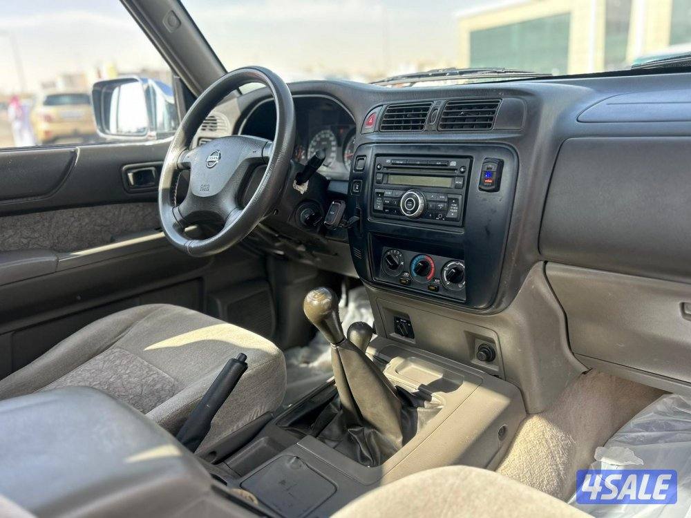 نيسان باترول SGL وانيت  موديل 2015 ماشى 342.000 k.m  وارد الخليج .7