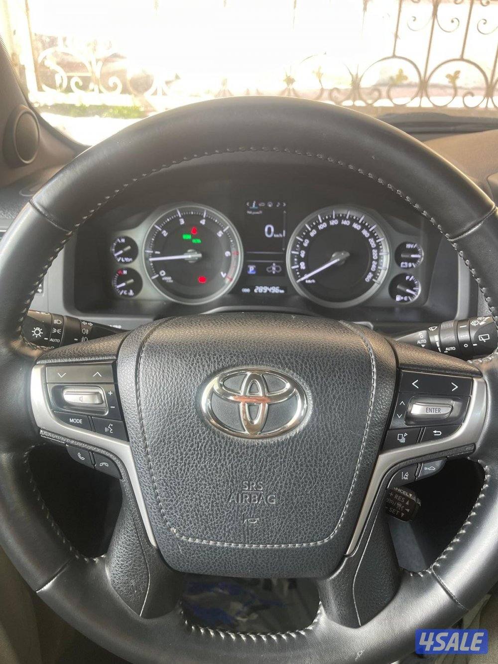 لاند كروزر VX.S 5.711