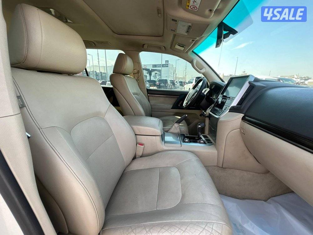 لاند كروزر GX.R-قراند تورينق .V8 موديل 2019 ماشى 271.000 k.m5