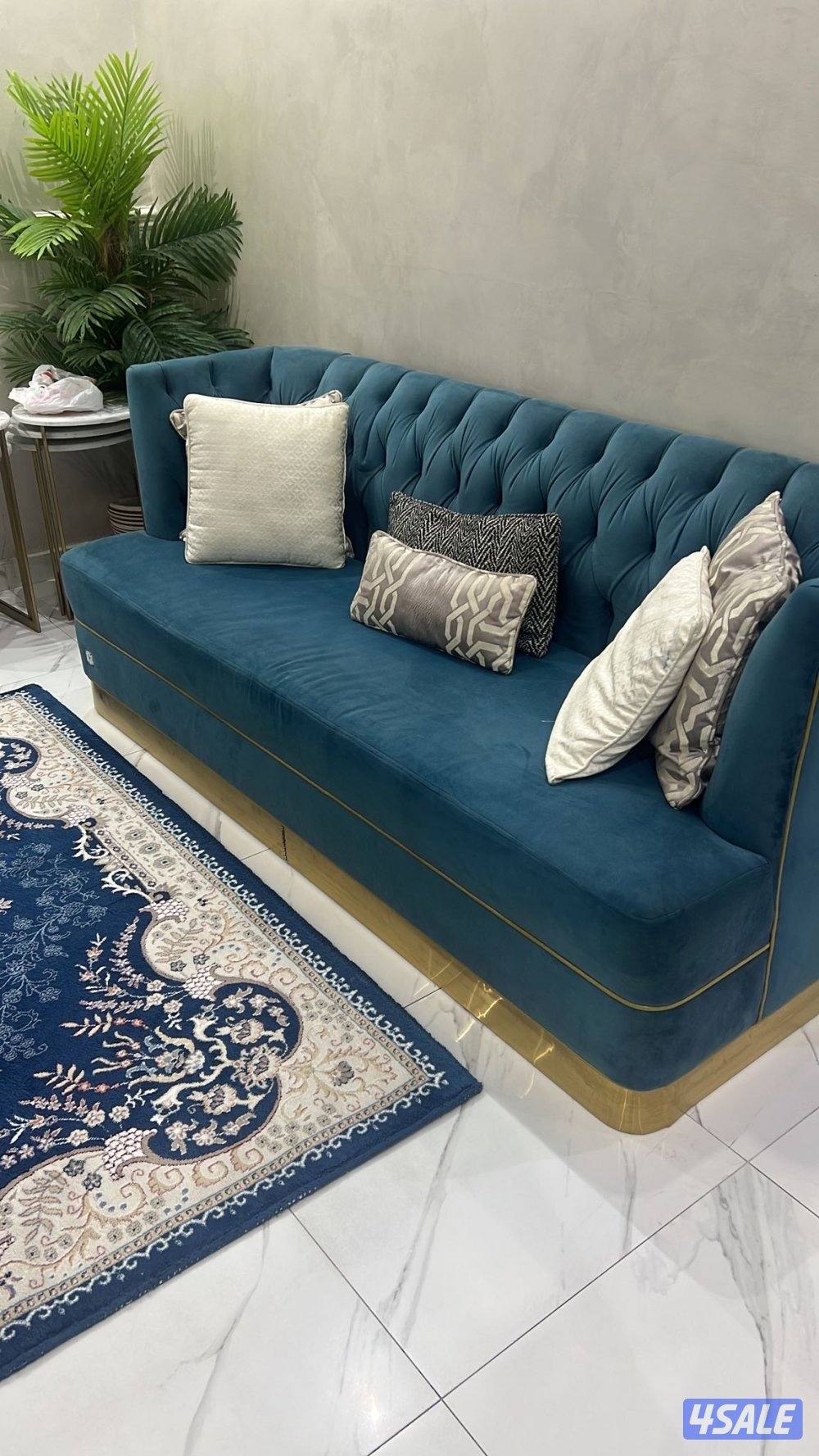 للبيع طقم 3 قطع القطعه الكبيره ٦ متر والقطع الصغار ٢ متر1