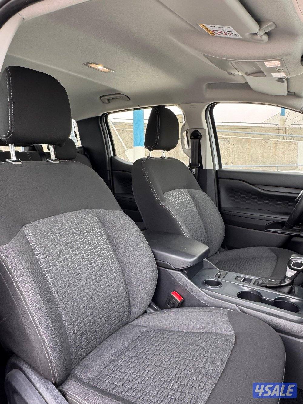 للبيع وانت فورد رنجر موديل 2024 الغانم صبغ الوكالة9