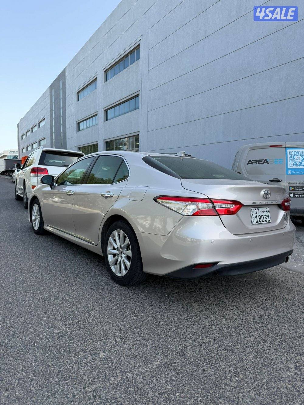 للبيع كامري 20204