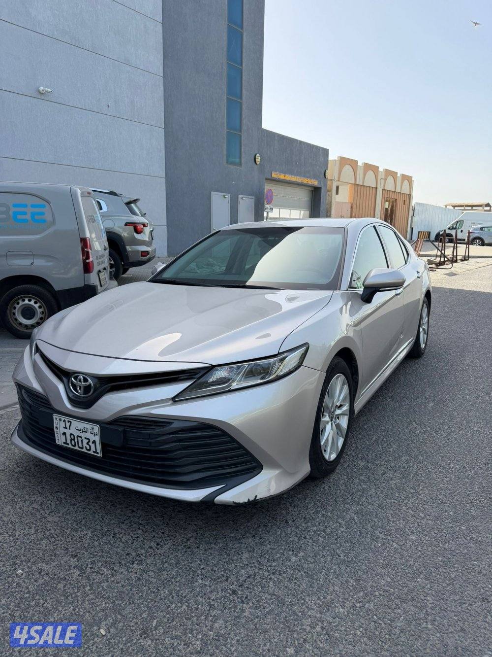 للبيع كامري 20208