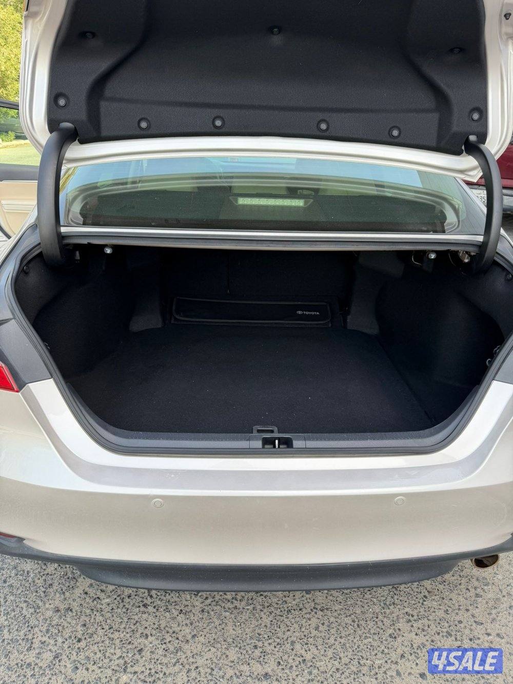 للبيع كامري 202011