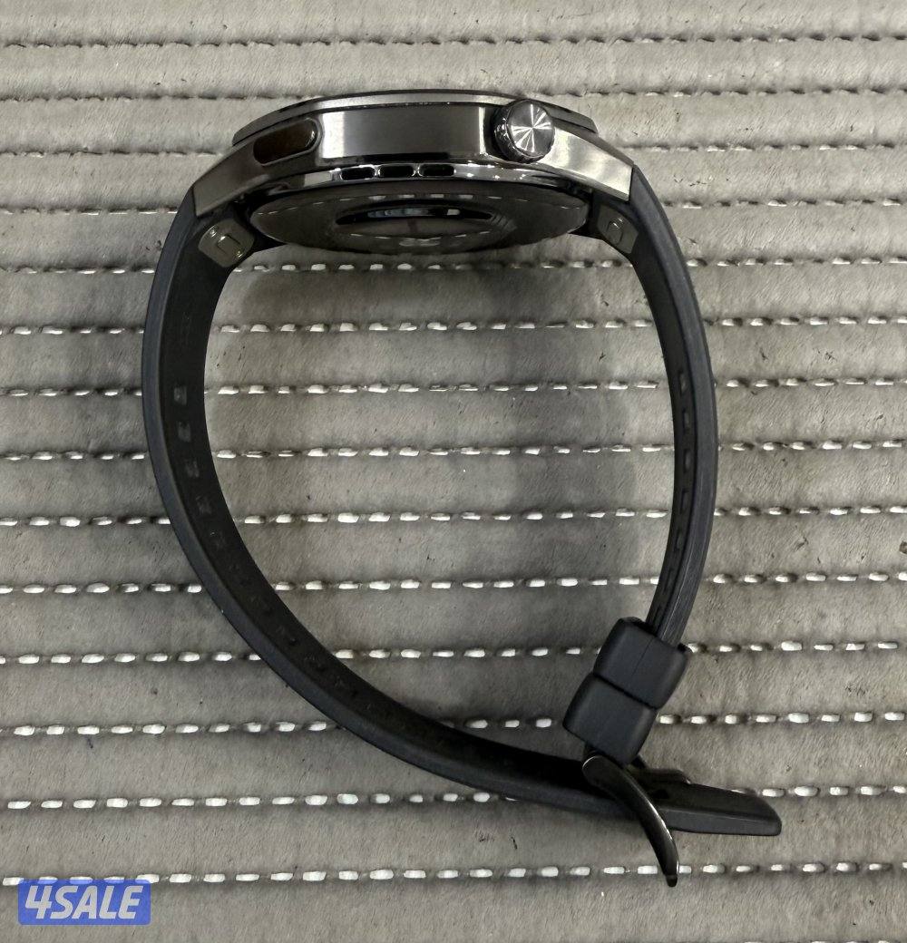 Huawei GT5 Pro 46MM  Smart Watch Black used.3