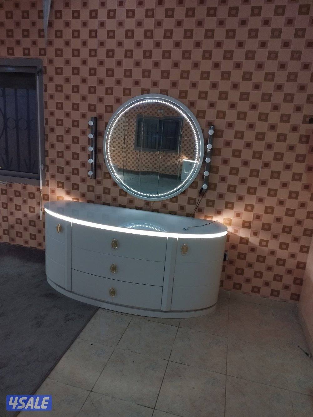 نقل عفش فك وتركيب جميع غرف النوم والأثاث المنزلي4