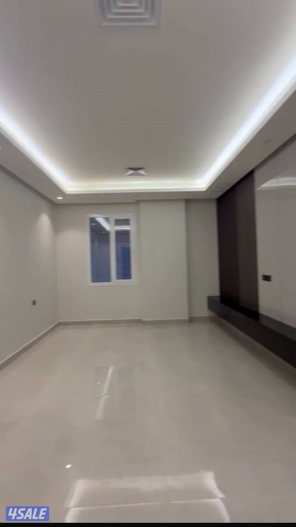 للايجار شقه ارضيه بالصباحيه وشقه دور ثانى بفهد الاحمد0