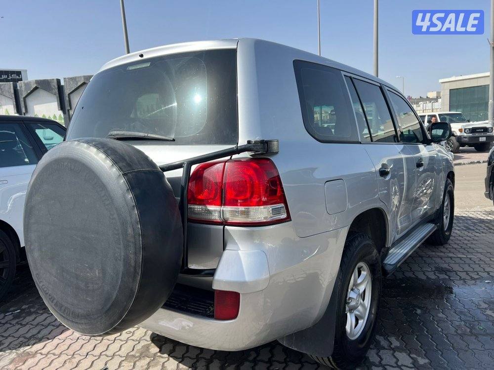 لاندكروزر G استاندر 🔥جير عادي أساس3