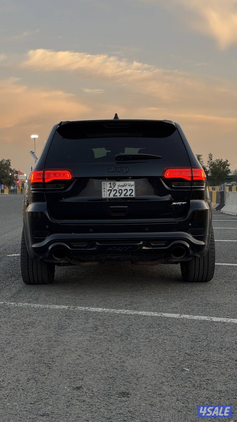 جيب شيروكي SRT1