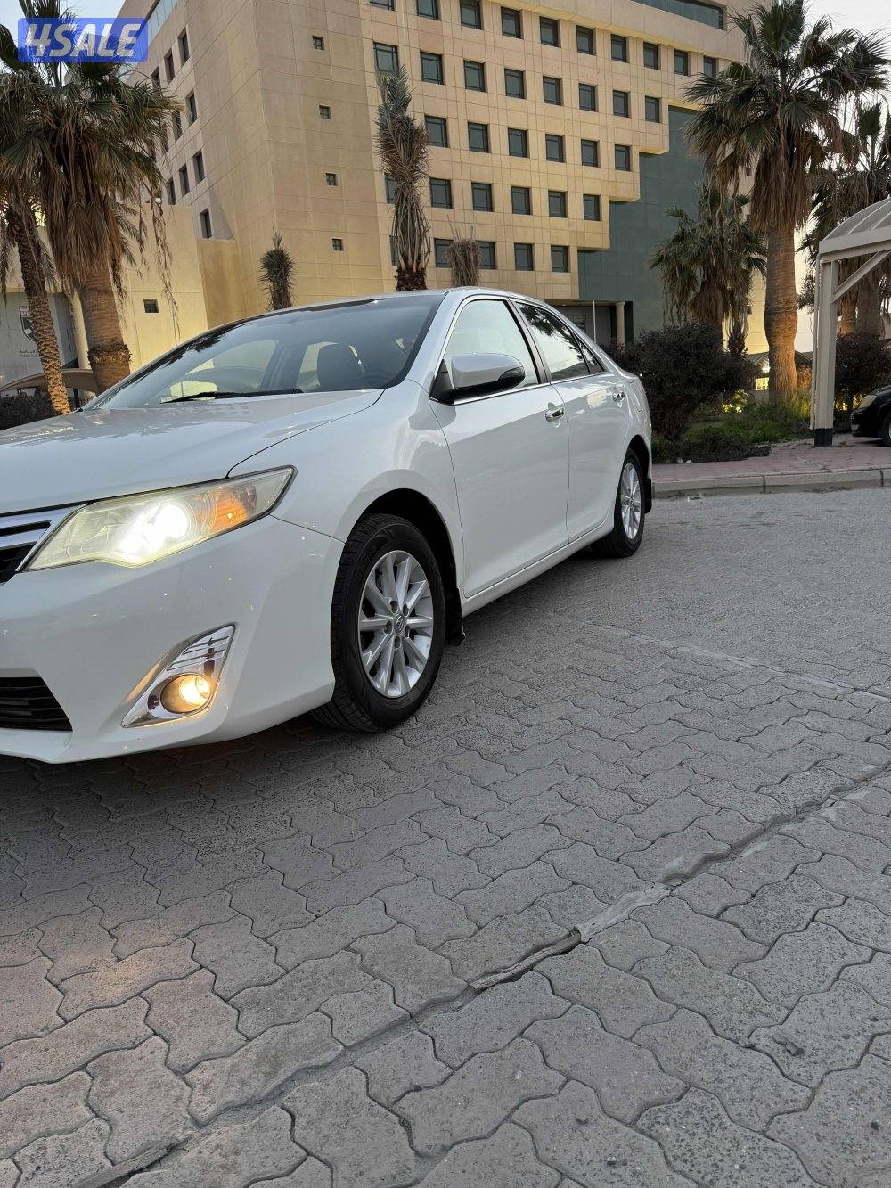 للبيع  كامري موديل 2015 شرط الفحص1