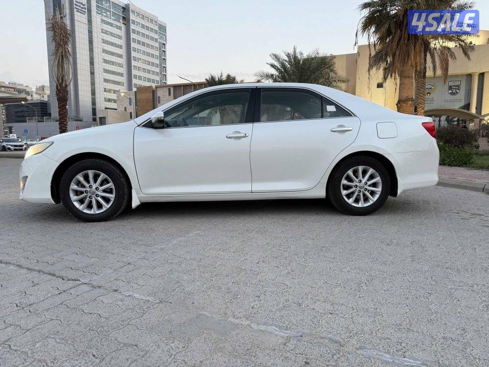 للبيع  كامري موديل 2015 شرط الفحص2