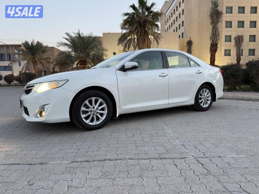 للبيع  كامري موديل 2015 شرط الفحص14