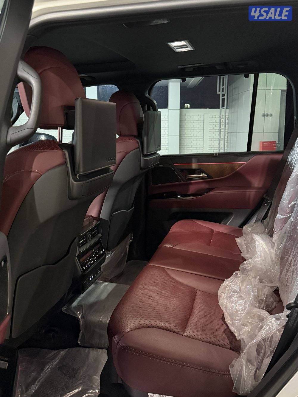 للبيع لكزس LX600 درجة أولى2