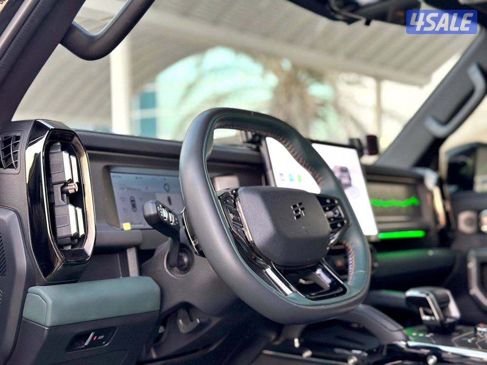 معرض القمة🚩8