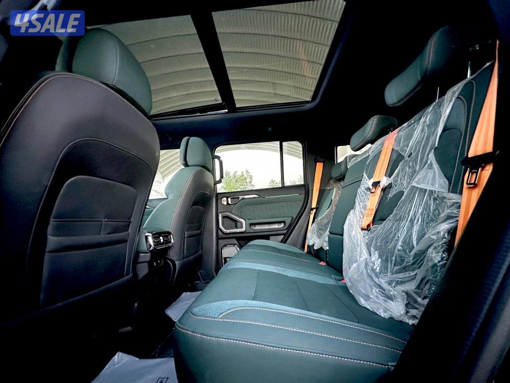 معرض القمة🚩11