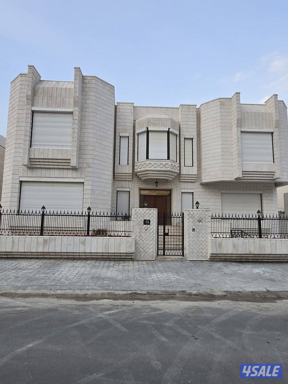 فرصة روعه ولاتعوض.. للعوائل الكبيره .. للإيجار بيت بقرطبه 750م مجدد0