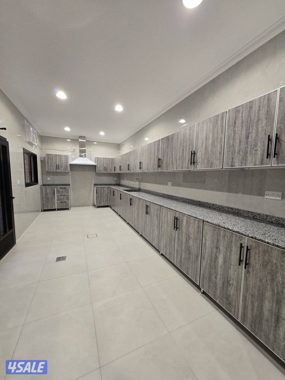 فرصة روعه ولاتعوض.. للعوائل الكبيره .. للإيجار بيت بقرطبه 750م مجدد4