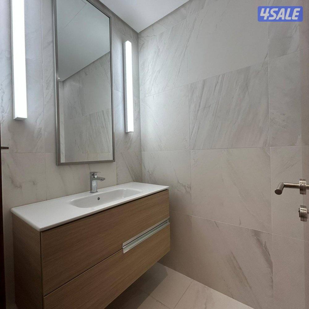 شقة إطلالة بحرية أول ساكن للإيجار في ضاحية حصة المبارك7