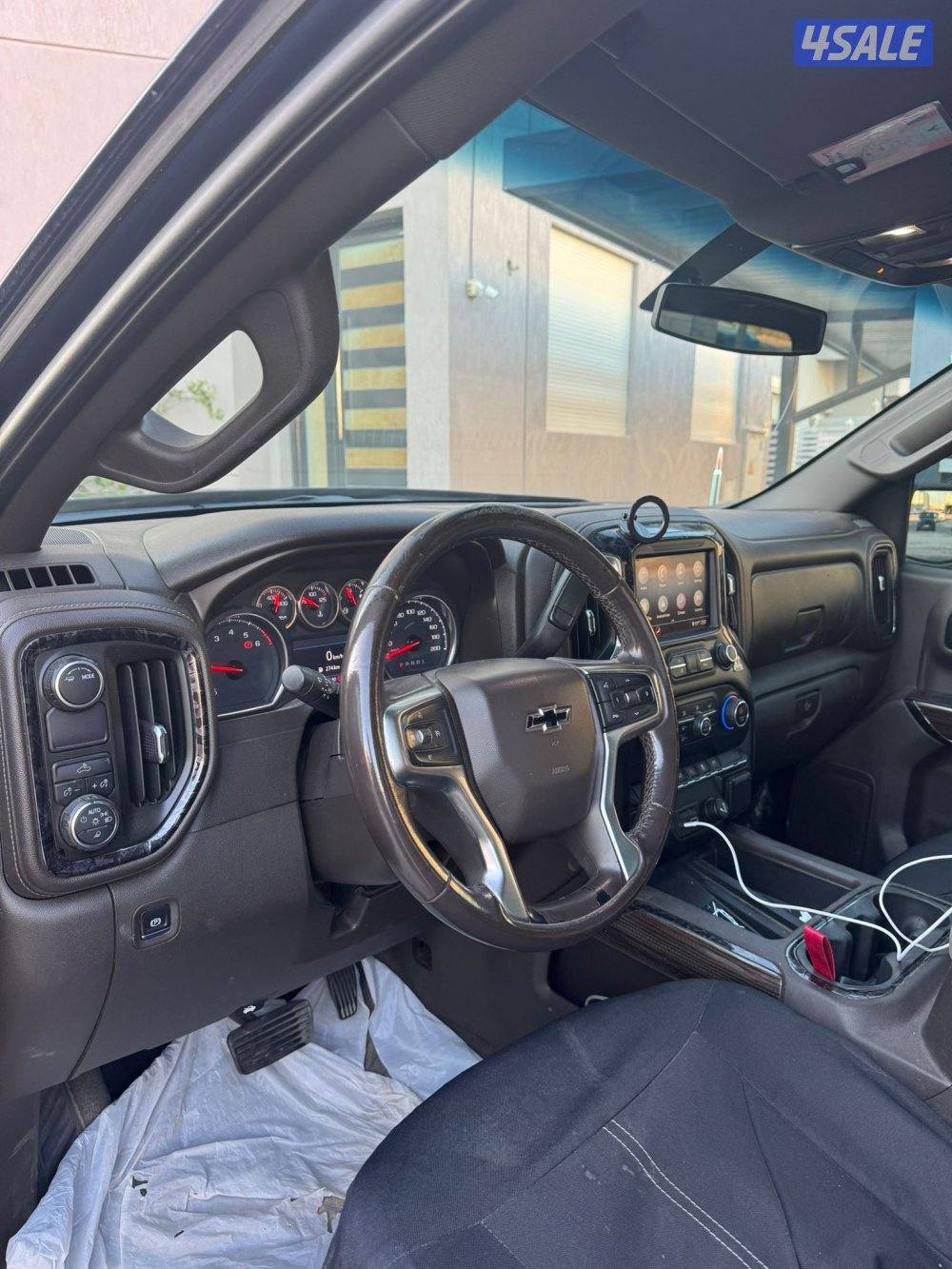 للبيع وانيت lt شرط الفحص بالكامل3