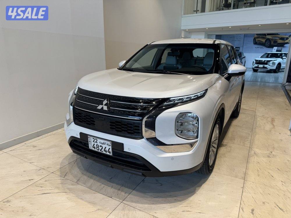 Mitsubishi outlander2