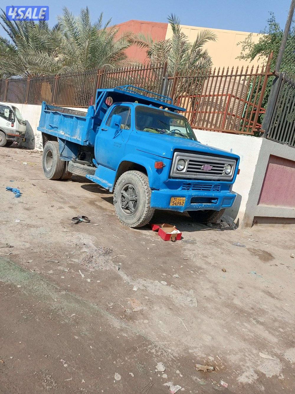 نساف رمل وصلبوخ وانقاض وسماد وتربه زراعيه واسفلت مع الشغل ودفان واسمنت4