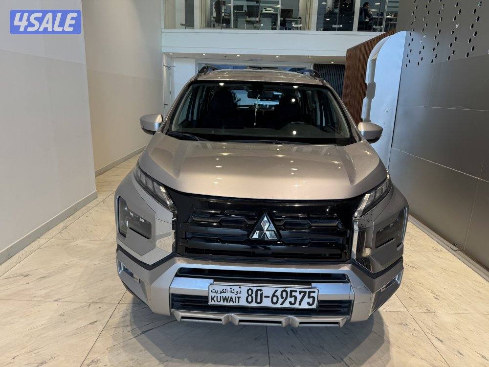 Mitsubishi xpander cross1