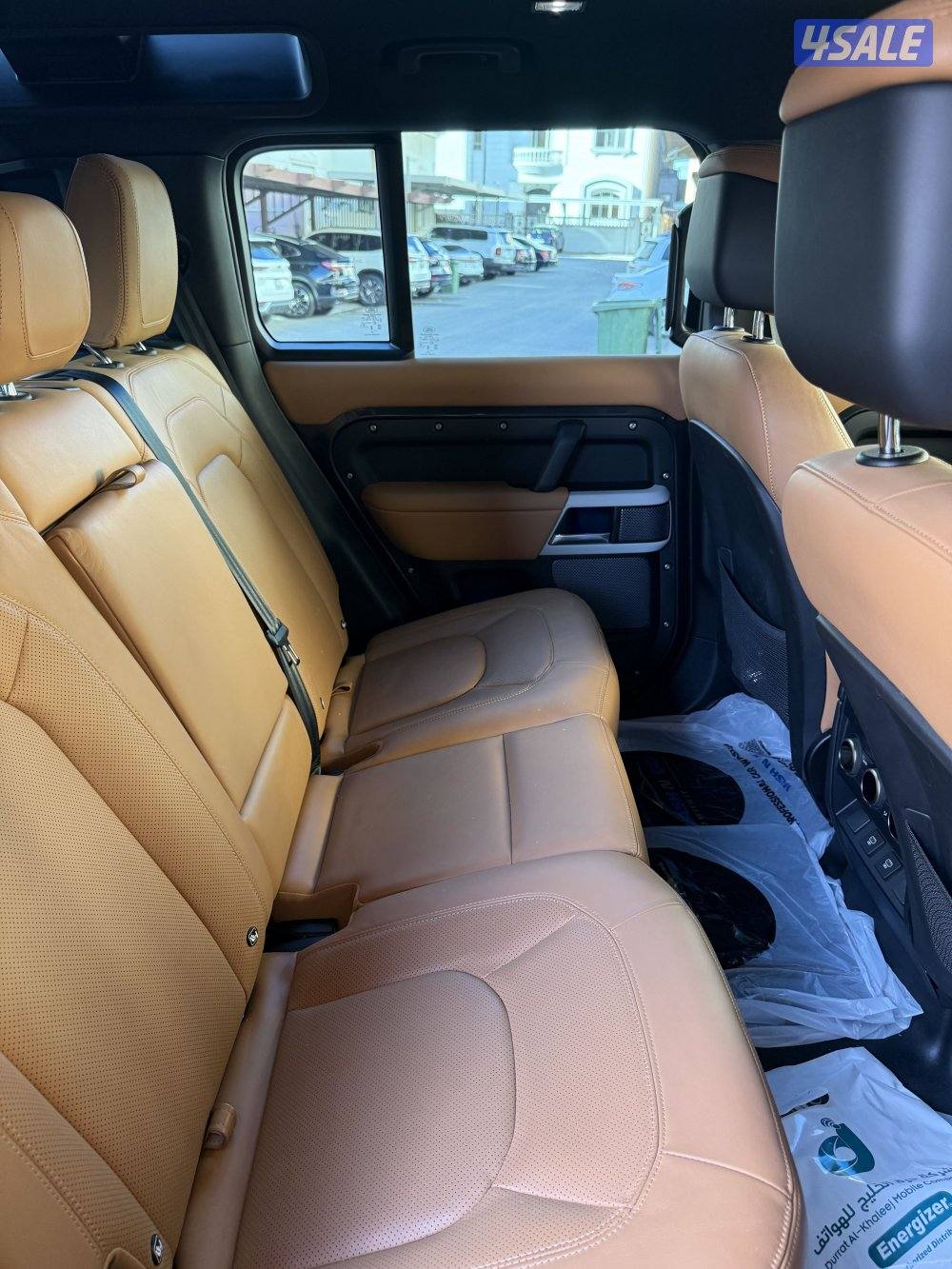 ديفندر مديل ٢٠٢٤ ماشي ١٠٢ سيرفس منتظم وكالة0