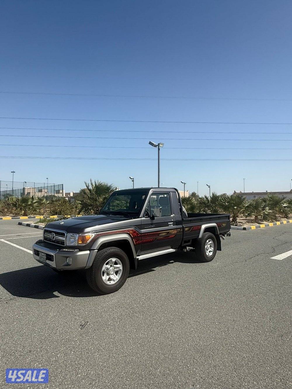 وانيت شاص 2017 الساير بحاله الوكاله عداد 240 الف1