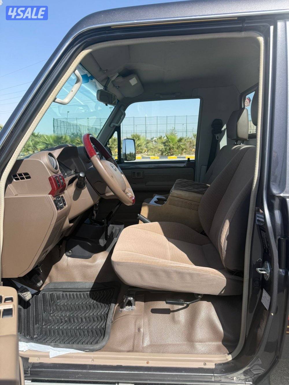 وانيت شاص 2017 الساير بحاله الوكاله عداد 240 الف10