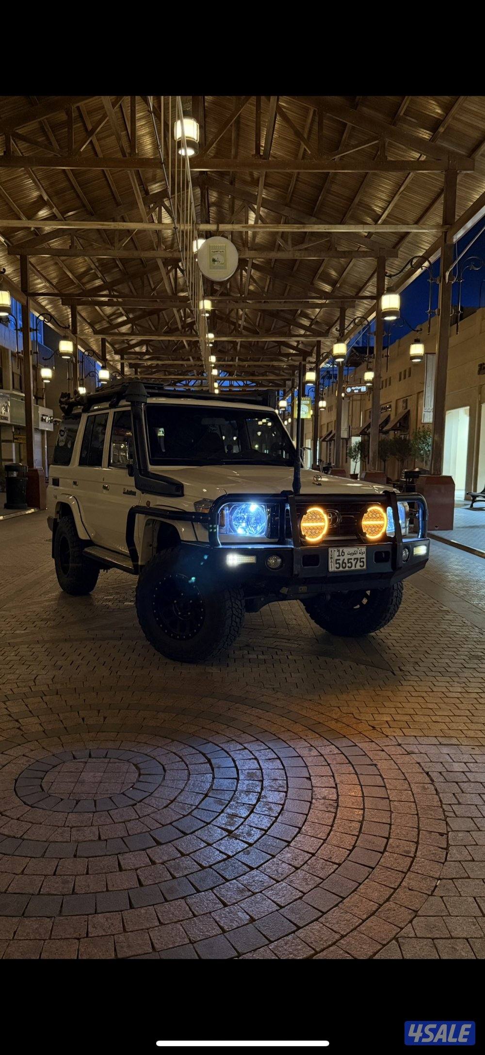 للبيع تيوتا نص مجهز كامل8