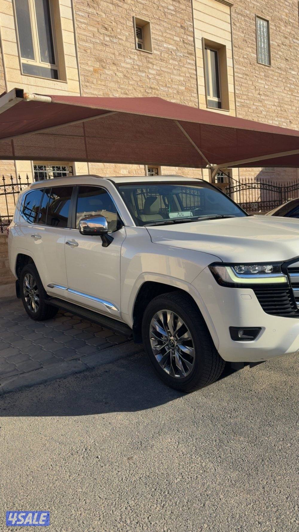 لاند كروزر vx 2023 بدون تيربو0