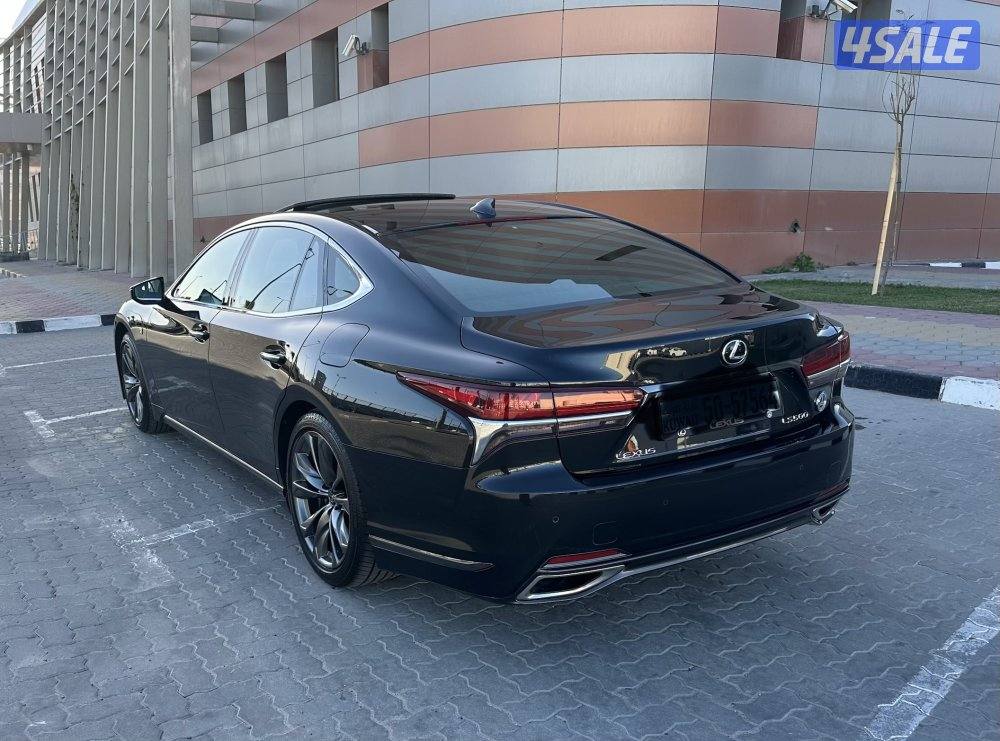 لكسز LS500 سبورت مديل 2018 ماشي 106 سيرفس منتظم شرط الفحص(صبغ الوكاله)5