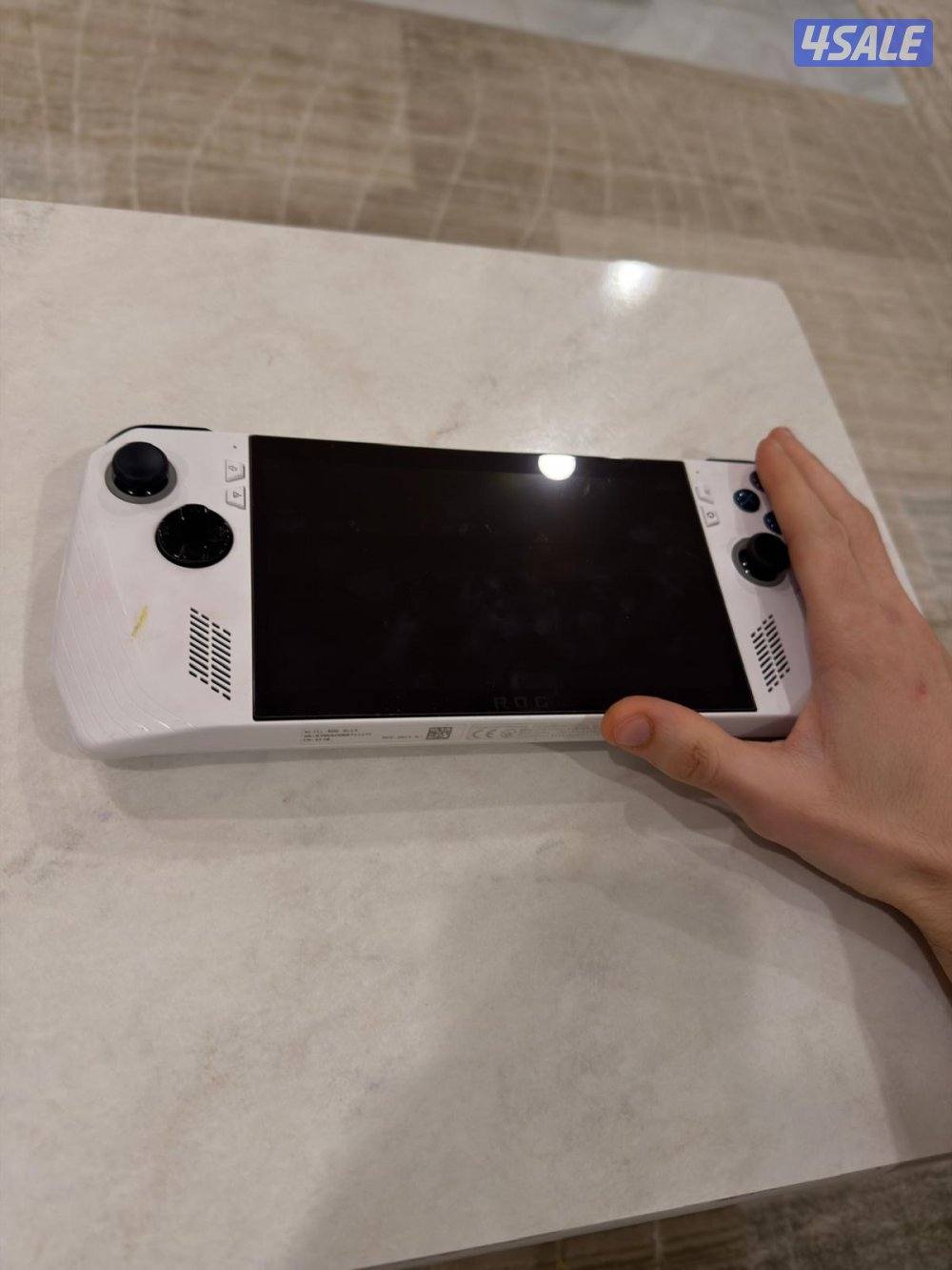 للبيع asus rog ally4