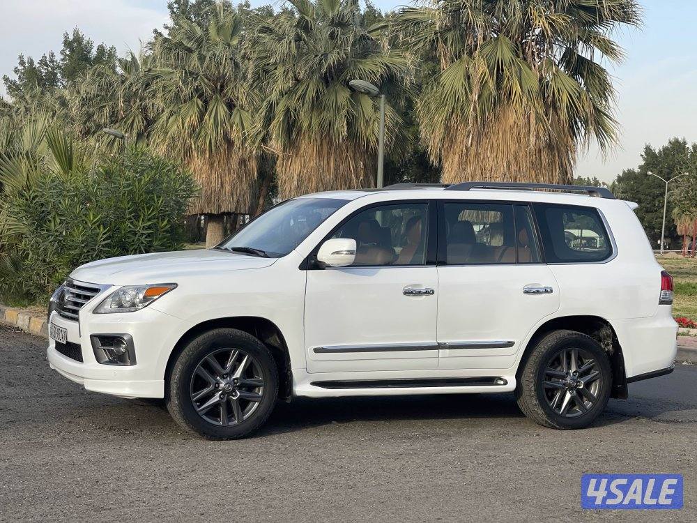 لكزس موديل 20140