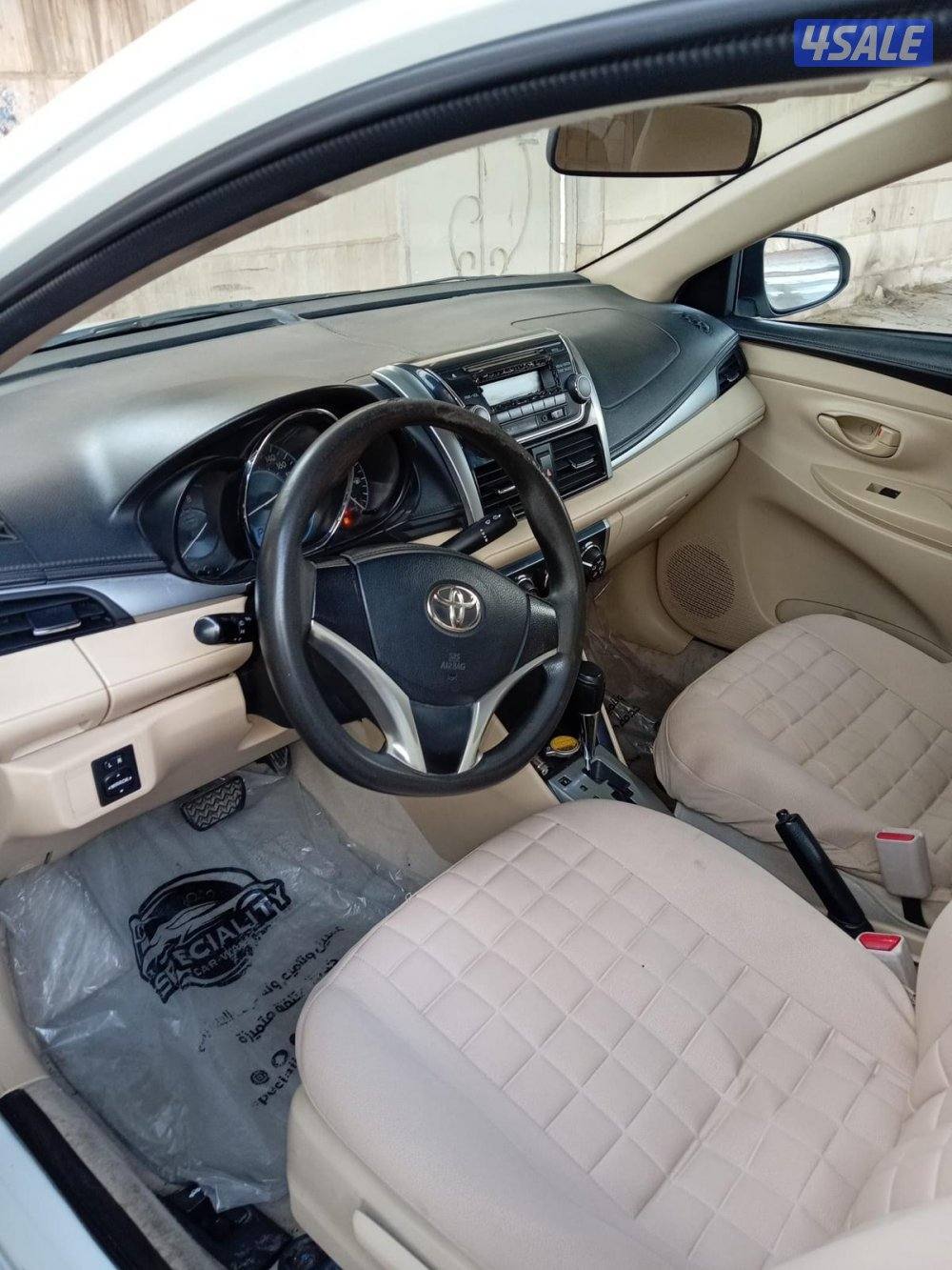 للبيع يارس 2016 المالك الاول4