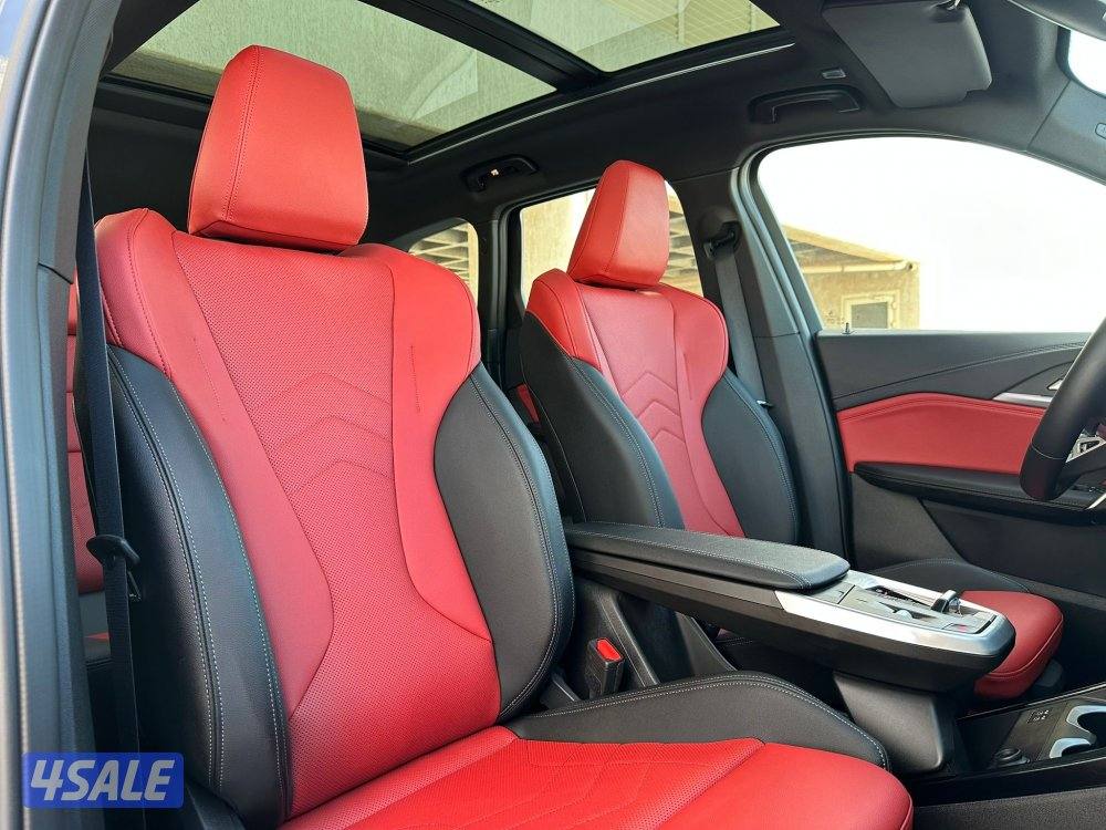 بي ام دبليوX1 موديل2023 عداد9الاف وارد الغانم تحت الكفاله+الصيانه9