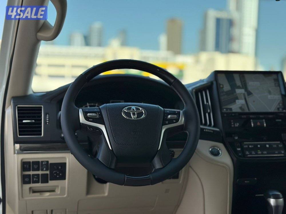 لاندكروزرGXR V6 GARN TOURING موديل2021 عداد146الف سيرفس منتظم7