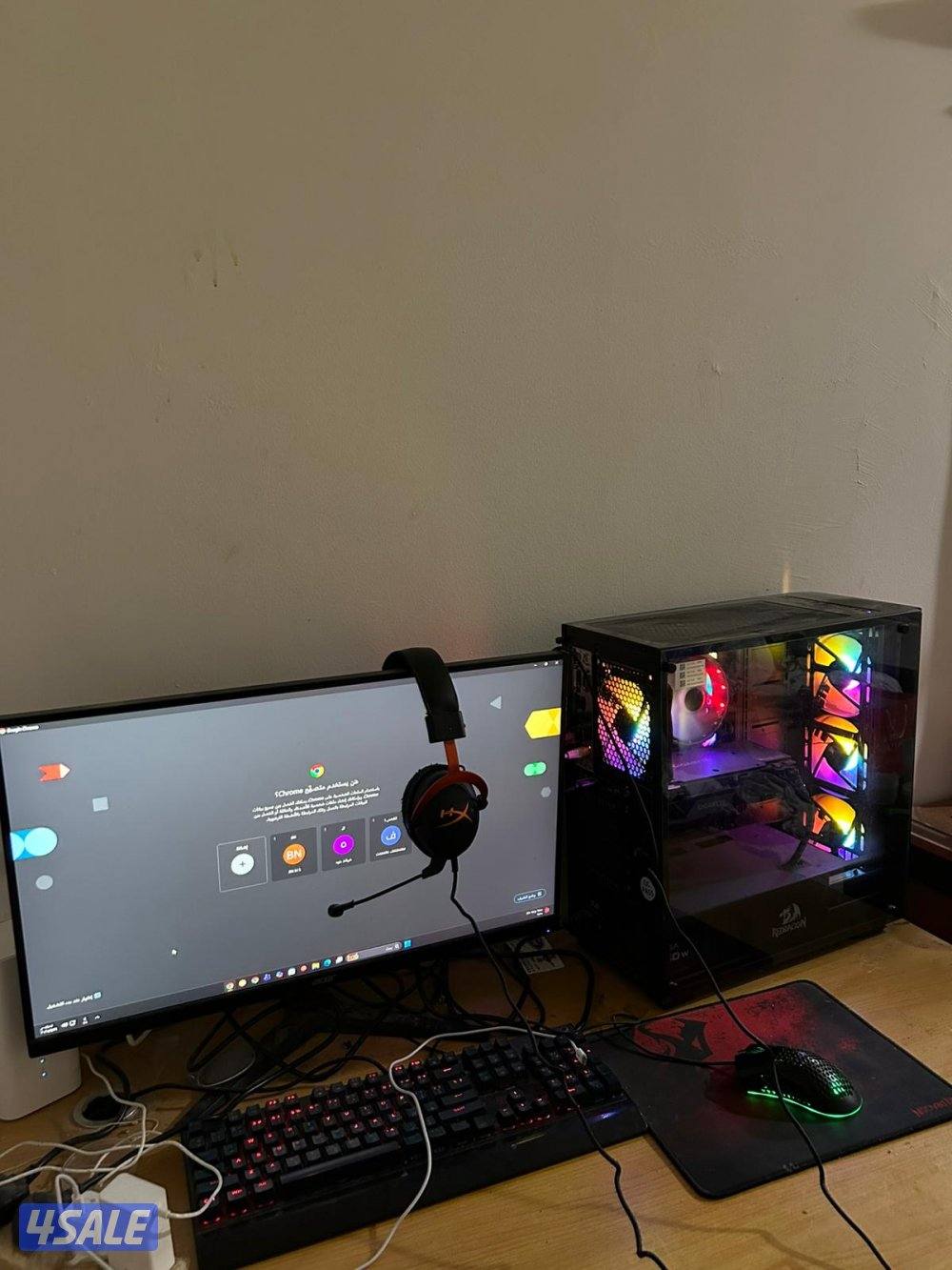 البيع بي سي كامل مع كرسي0