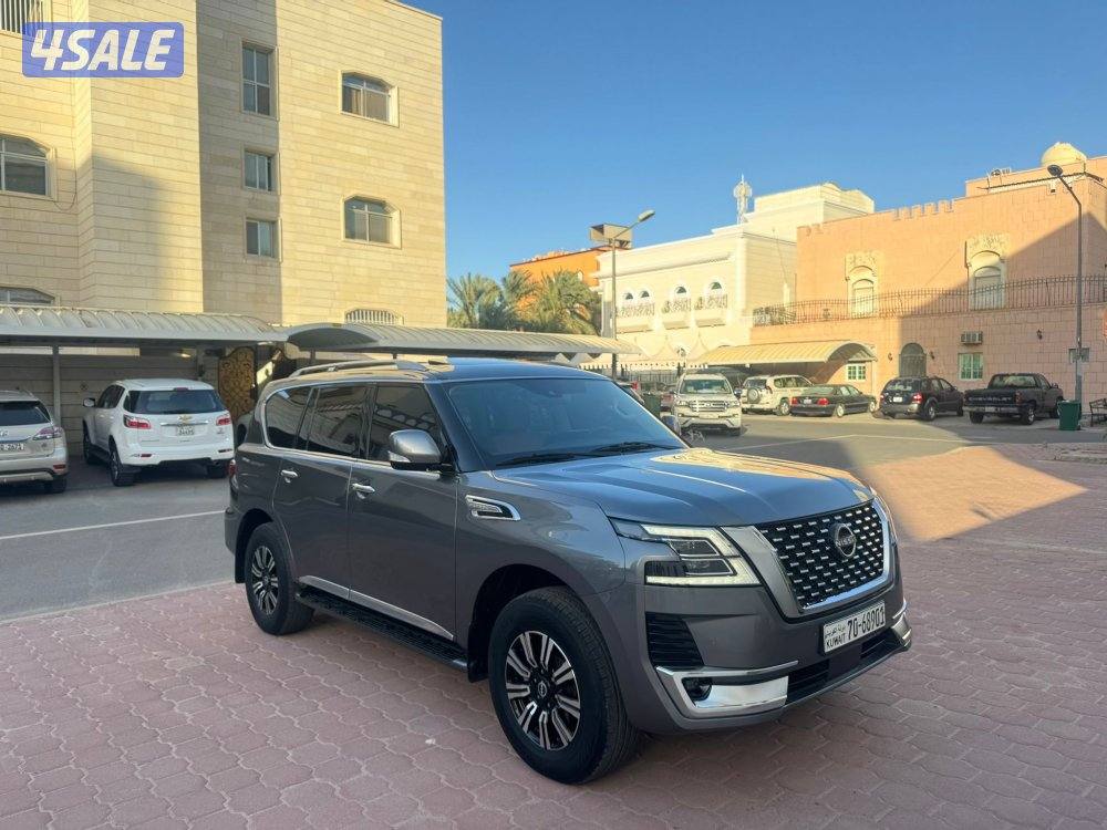 للبيع باترول تتانيوم موديل 2023 شرط الفحص صبغ الوكاله6