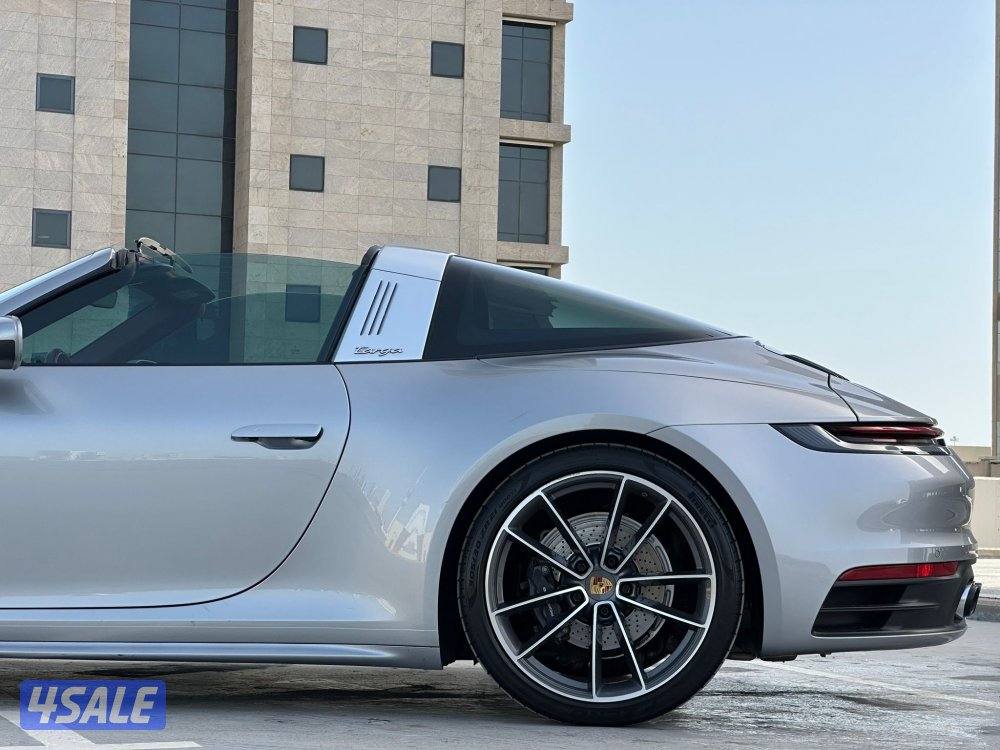 بورشه كريراTARGA 4 موديل2021 عداد46الف وارد بهبهاني سيرفس منتظم4