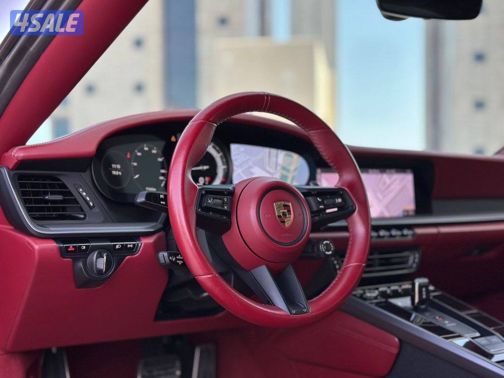 بورشه كريراTARGA 4 موديل2021 عداد46الف وارد بهبهاني سيرفس منتظم5