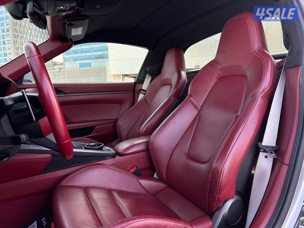 بورشه كريراTARGA 4 موديل2021 عداد46الف وارد بهبهاني سيرفس منتظم8